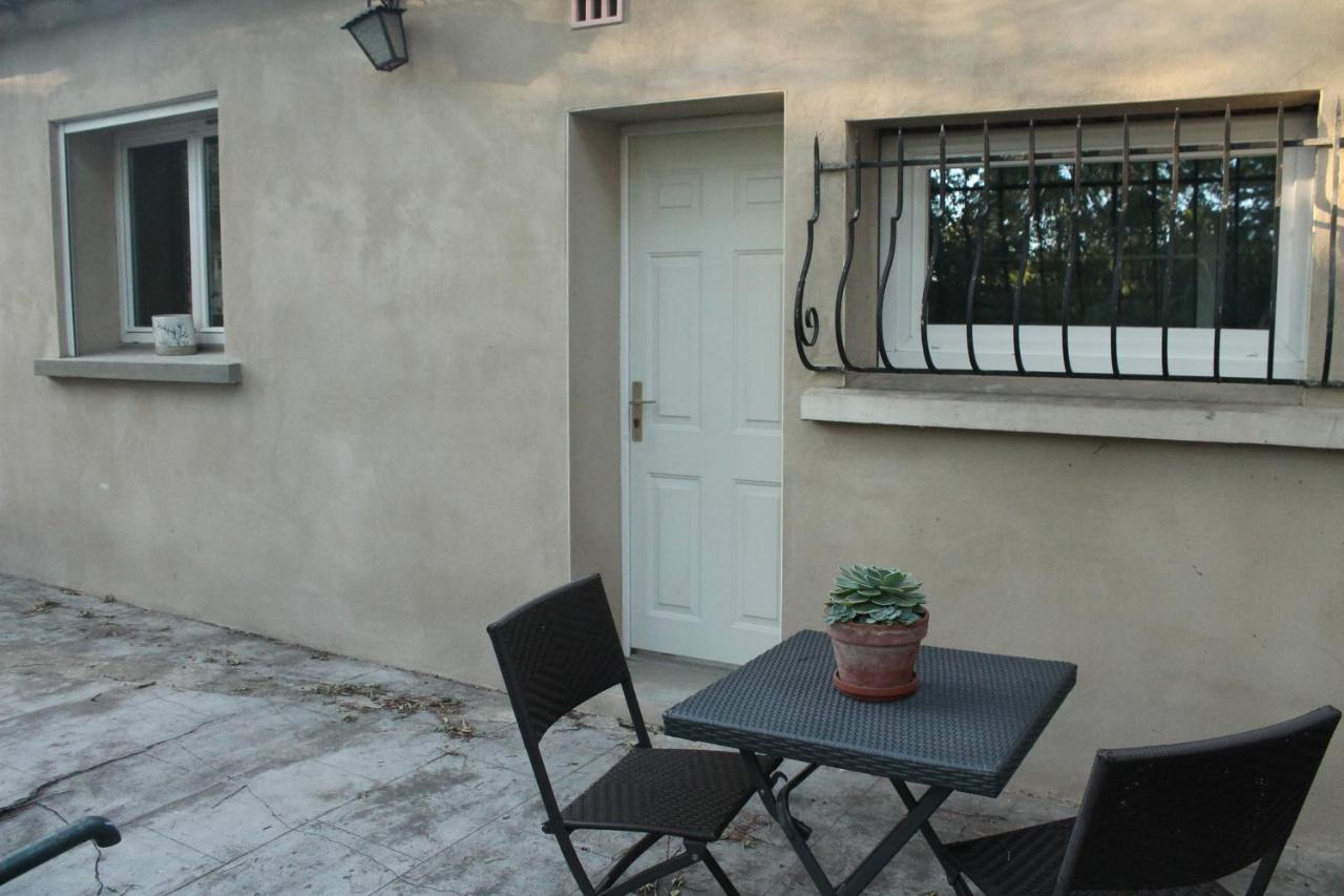Chambre Privee Avec Parking Nîmes Kültér fotó