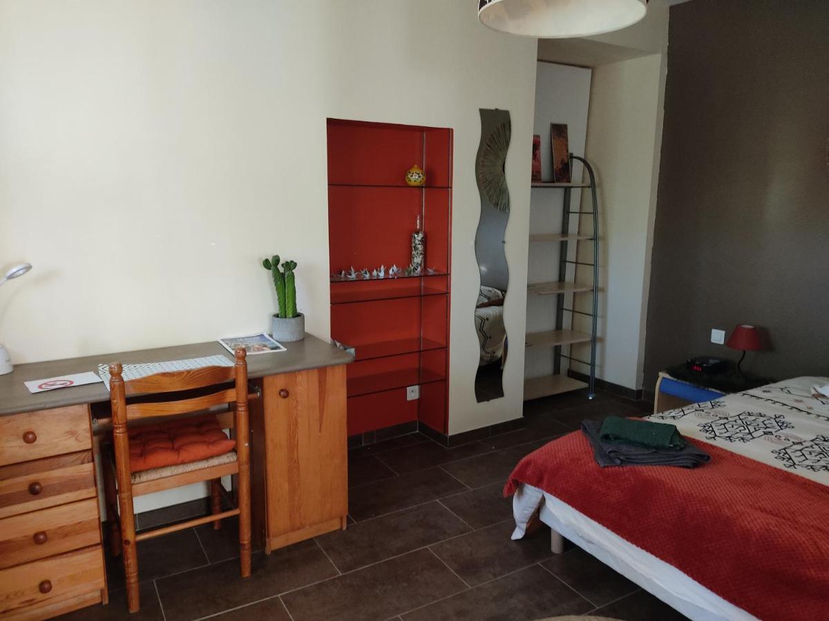 Chambre Privee Avec Parking Nîmes Kültér fotó